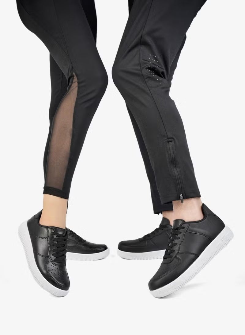 muggo Unisex Sneakers - Image 1
